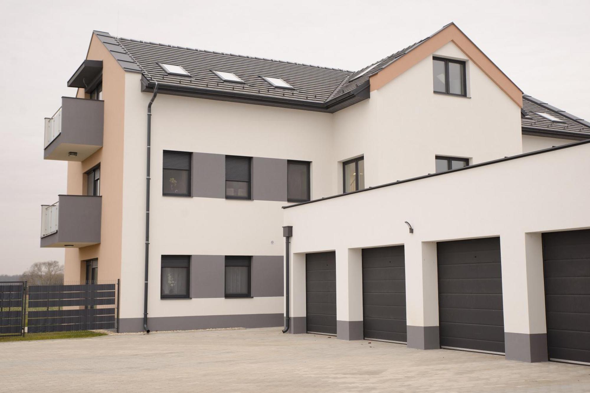 Eliza 2 Apartman Bük Eksteriør billede